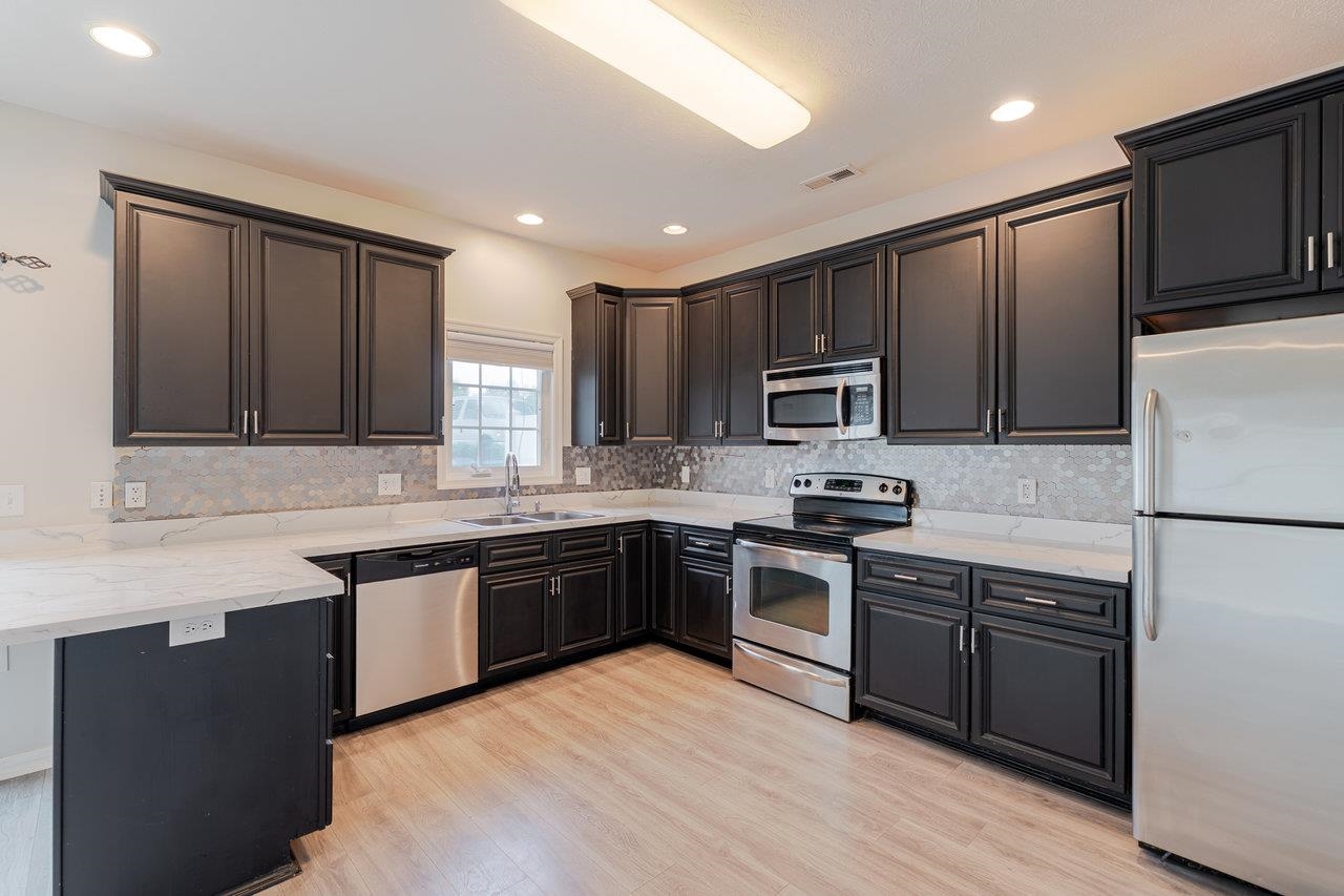 1084 CHERRYBROOK DR, HARRISONBURG, Virginia 22802, 3 Bedrooms Bedrooms, ,2 BathroomsBathrooms,Residential,1084 CHERRYBROOK DR,666530 MLS # 666530