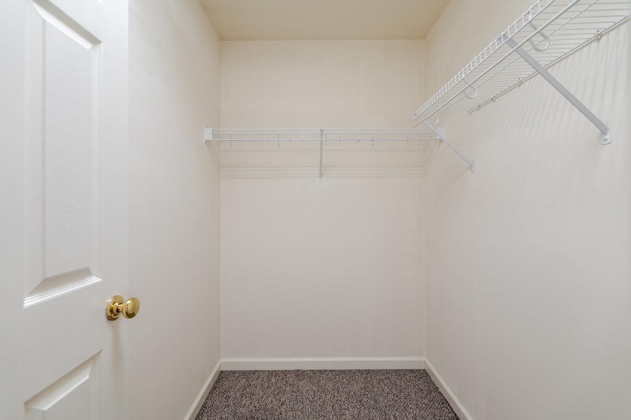 1084 CHERRYBROOK DR, HARRISONBURG, Virginia 22802, 3 Bedrooms Bedrooms, ,2 BathroomsBathrooms,Residential,1084 CHERRYBROOK DR,666530 MLS # 666530