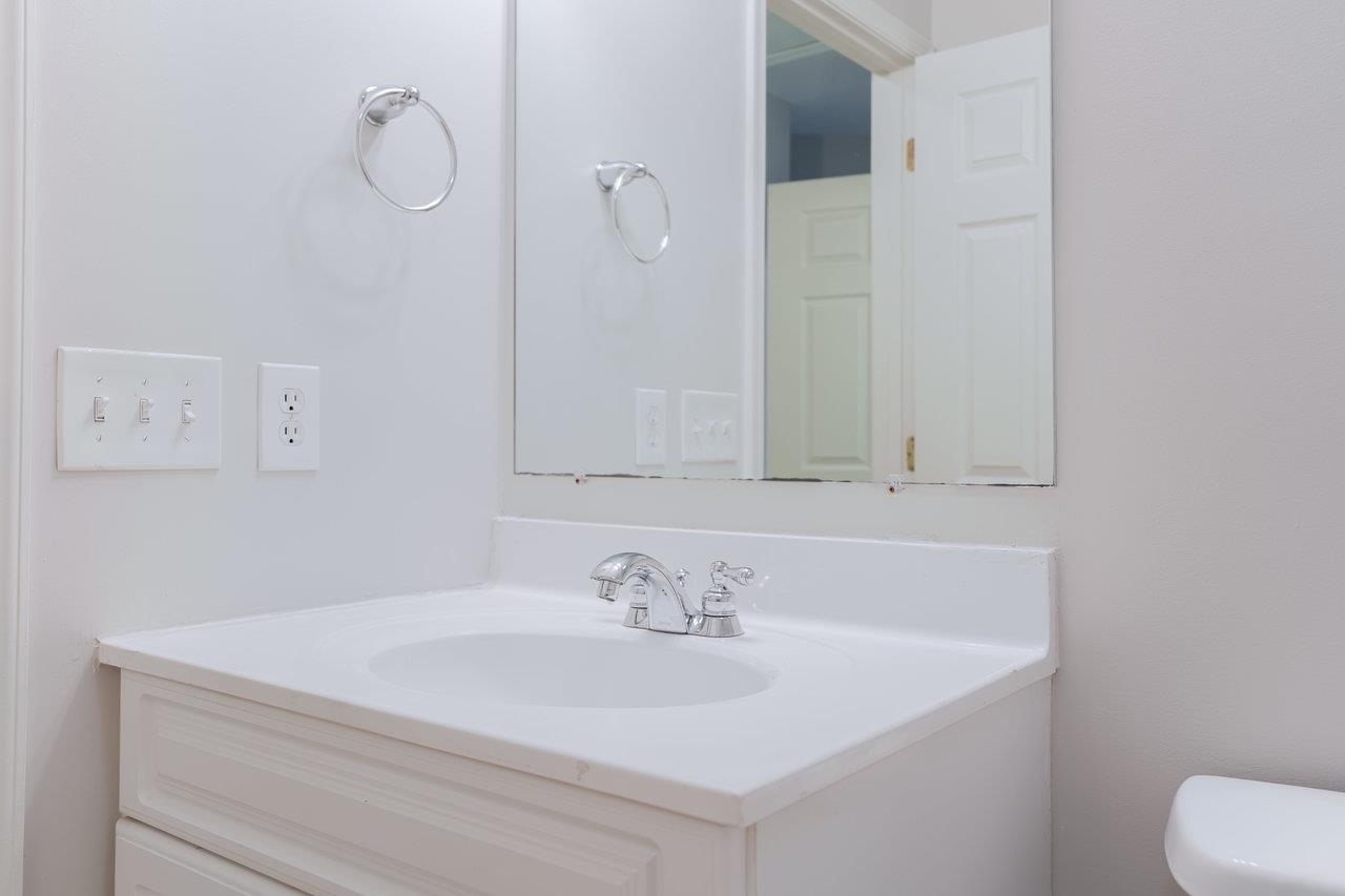 1084 CHERRYBROOK DR, HARRISONBURG, Virginia 22802, 3 Bedrooms Bedrooms, ,2 BathroomsBathrooms,Residential,1084 CHERRYBROOK DR,666530 MLS # 666530