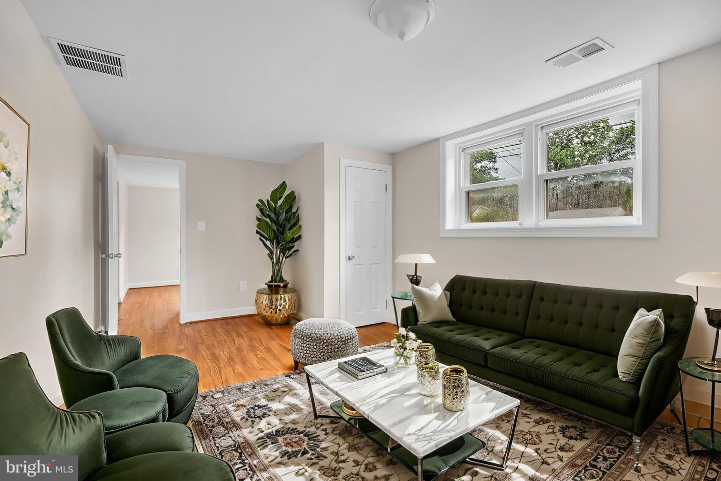9507 LOMOND DR, MANASSAS, Virginia 20109, 4 Bedrooms Bedrooms, ,2 BathroomsBathrooms,Residential,For sale,9507 LOMOND DR,VAPW2095492 MLS # VAPW2095492