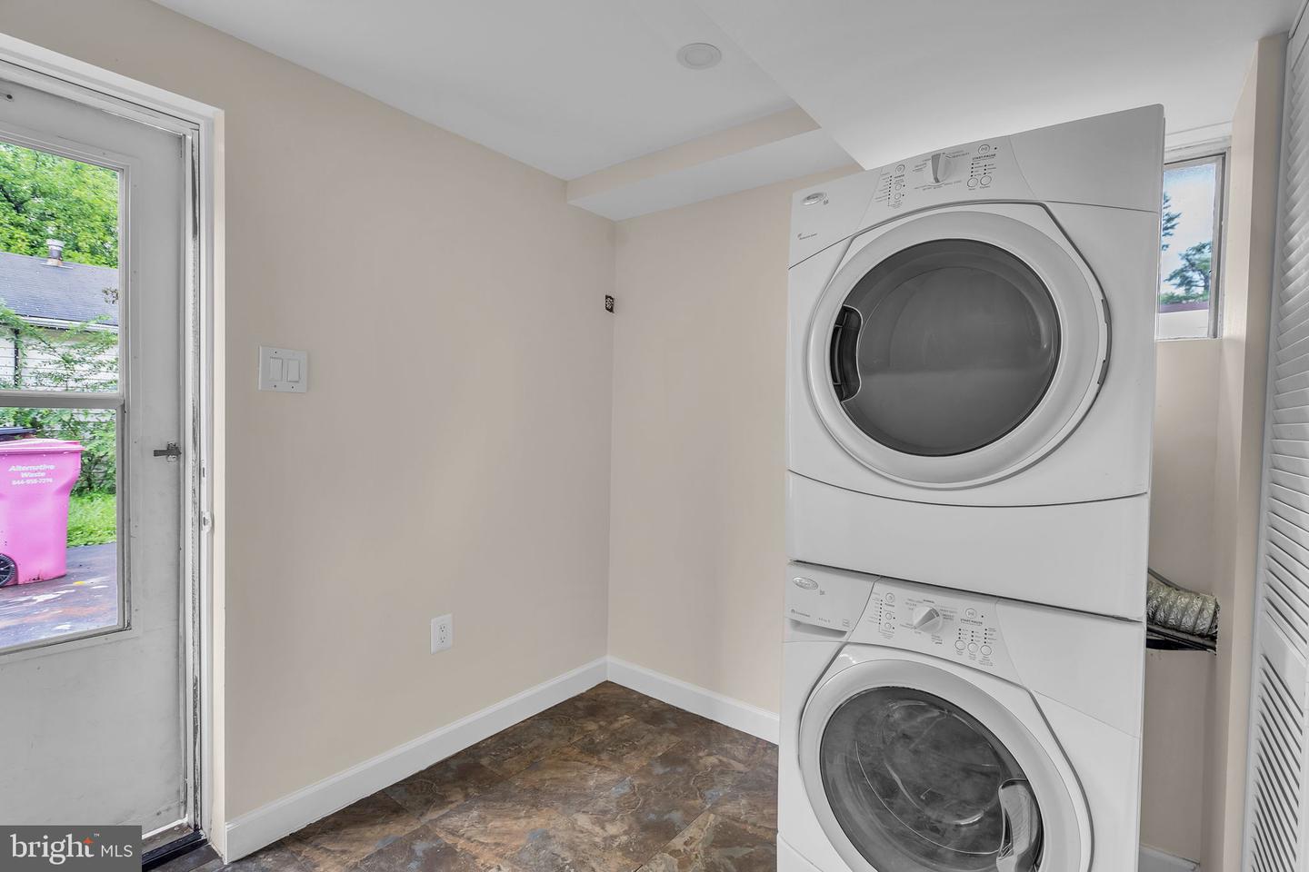 9507 LOMOND DR, MANASSAS, Virginia 20109, 4 Bedrooms Bedrooms, ,2 BathroomsBathrooms,Residential,For sale,9507 LOMOND DR,VAPW2095492 MLS # VAPW2095492