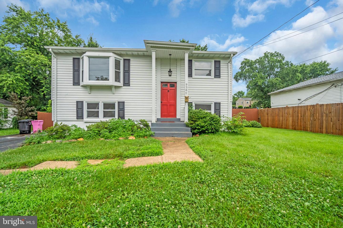 9507 LOMOND DR, MANASSAS, Virginia 20109, 4 Bedrooms Bedrooms, ,2 BathroomsBathrooms,Residential,For sale,9507 LOMOND DR,VAPW2095492 MLS # VAPW2095492