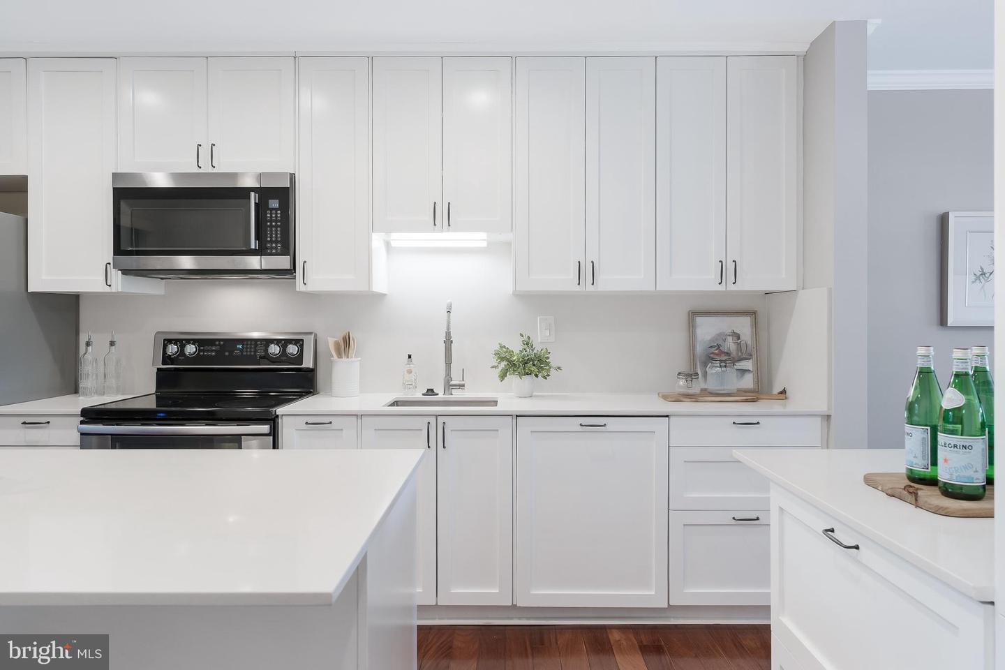 2003 LAKEBREEZE WAY, RESTON, Virginia 20191, 4 Bedrooms Bedrooms, ,3 BathroomsBathrooms,Residential,For sale,2003 LAKEBREEZE WAY,VAFX2249232 MLS # VAFX2249232