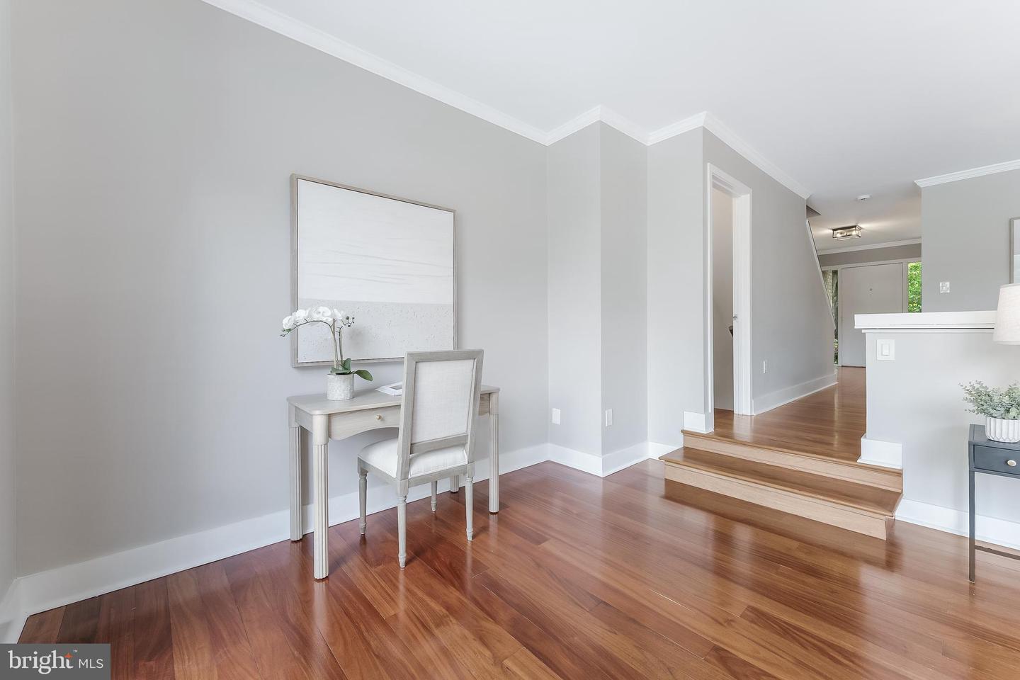 2003 LAKEBREEZE WAY, RESTON, Virginia 20191, 4 Bedrooms Bedrooms, ,3 BathroomsBathrooms,Residential,For sale,2003 LAKEBREEZE WAY,VAFX2249232 MLS # VAFX2249232