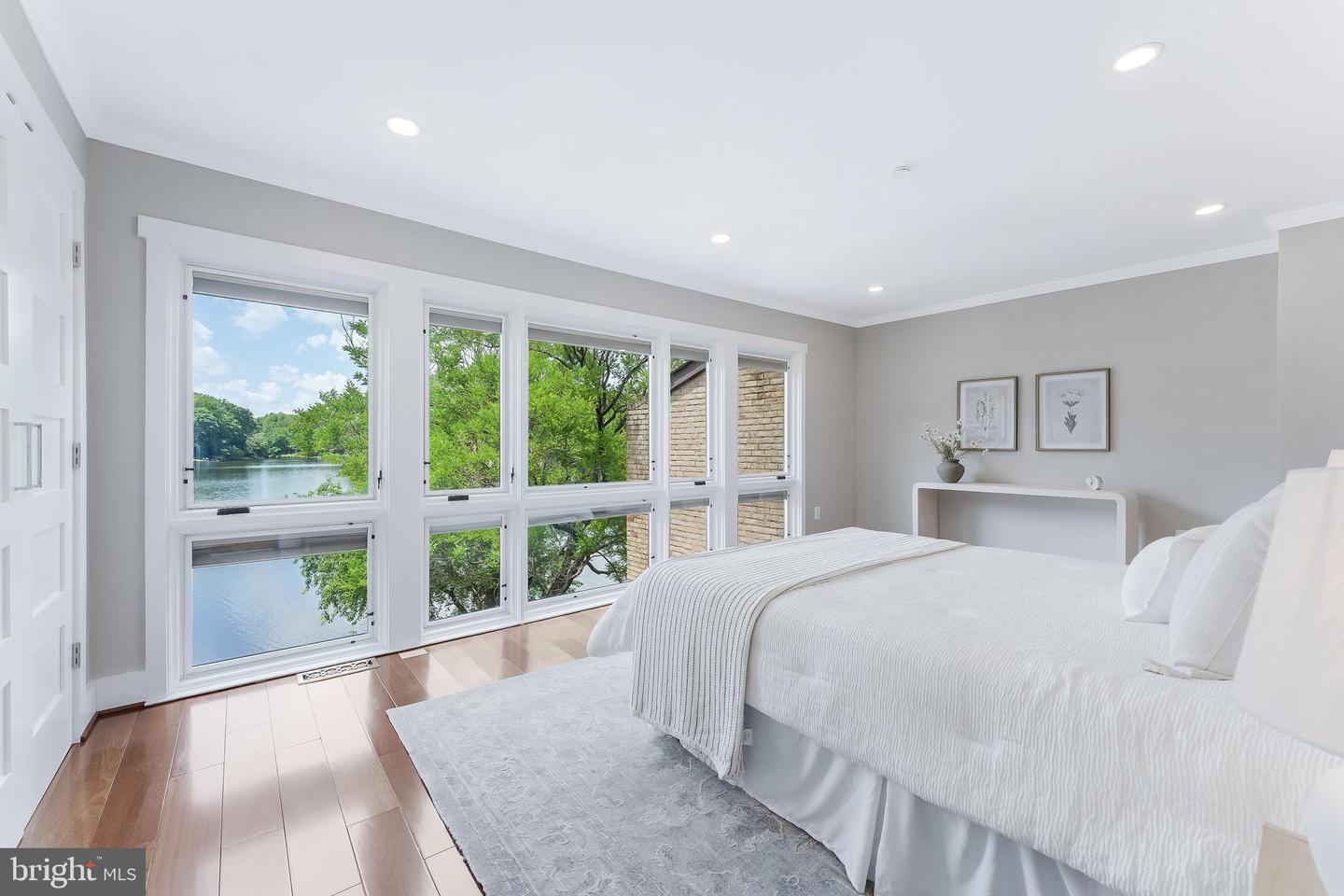 2003 LAKEBREEZE WAY, RESTON, Virginia 20191, 4 Bedrooms Bedrooms, ,3 BathroomsBathrooms,Residential,For sale,2003 LAKEBREEZE WAY,VAFX2249232 MLS # VAFX2249232