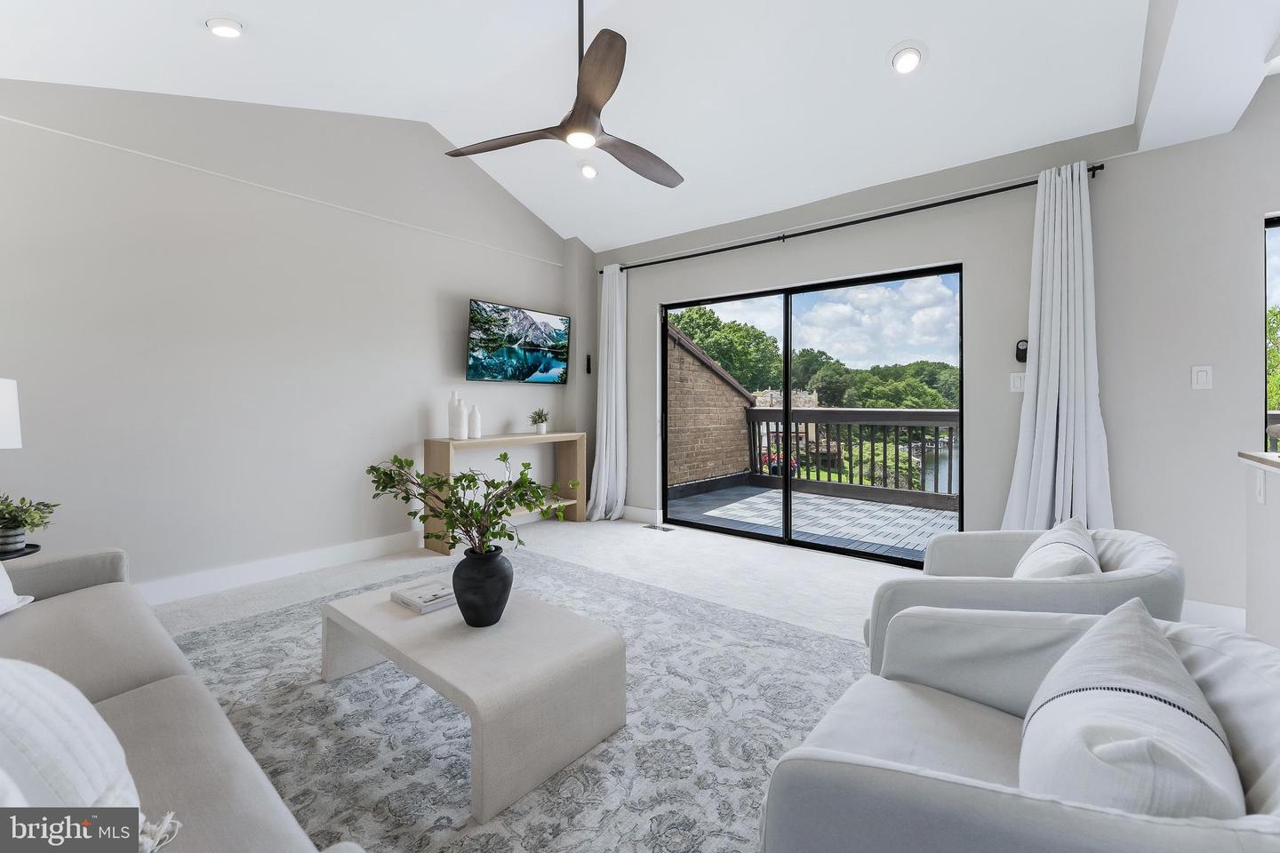 2003 LAKEBREEZE WAY, RESTON, Virginia 20191, 4 Bedrooms Bedrooms, ,3 BathroomsBathrooms,Residential,For sale,2003 LAKEBREEZE WAY,VAFX2249232 MLS # VAFX2249232