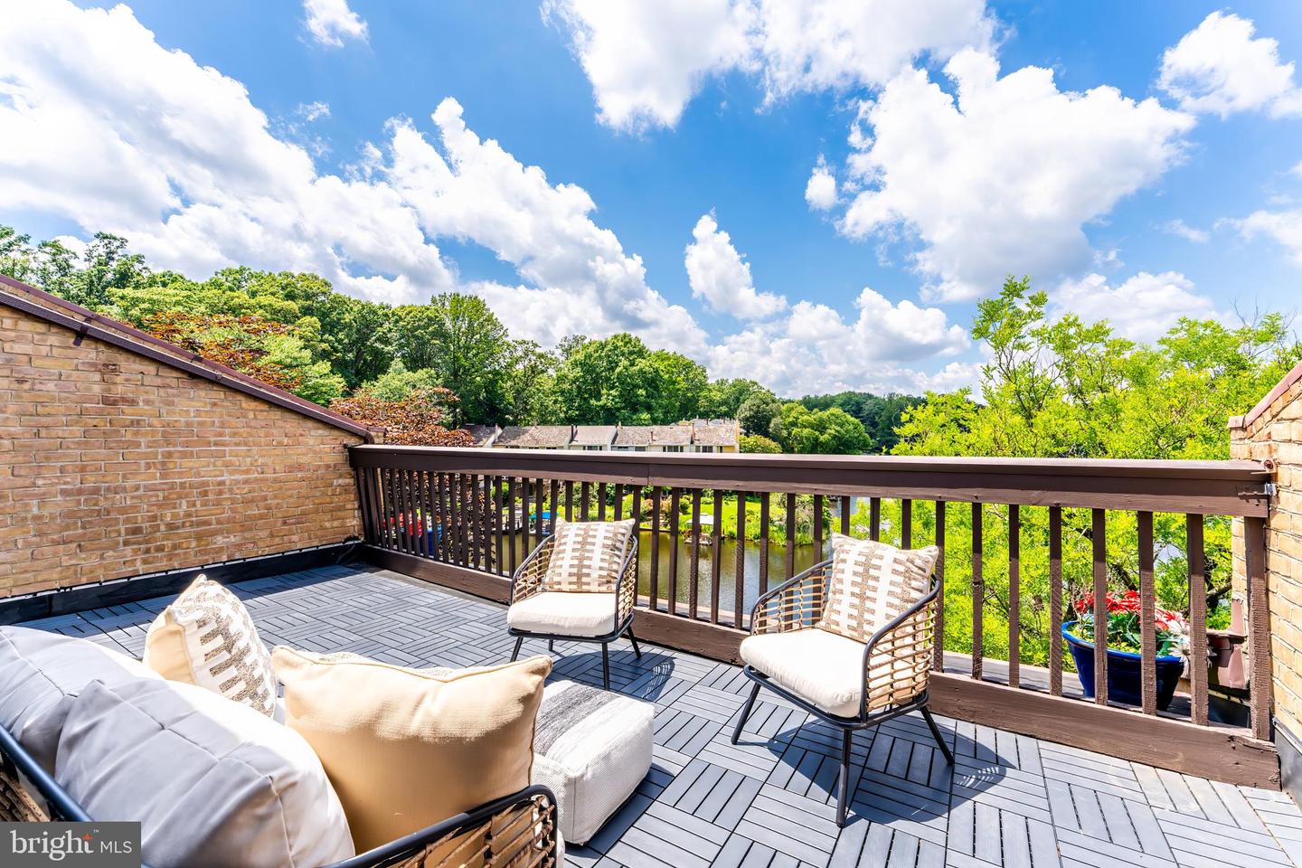 2003 LAKEBREEZE WAY, RESTON, Virginia 20191, 4 Bedrooms Bedrooms, ,3 BathroomsBathrooms,Residential,For sale,2003 LAKEBREEZE WAY,VAFX2249232 MLS # VAFX2249232