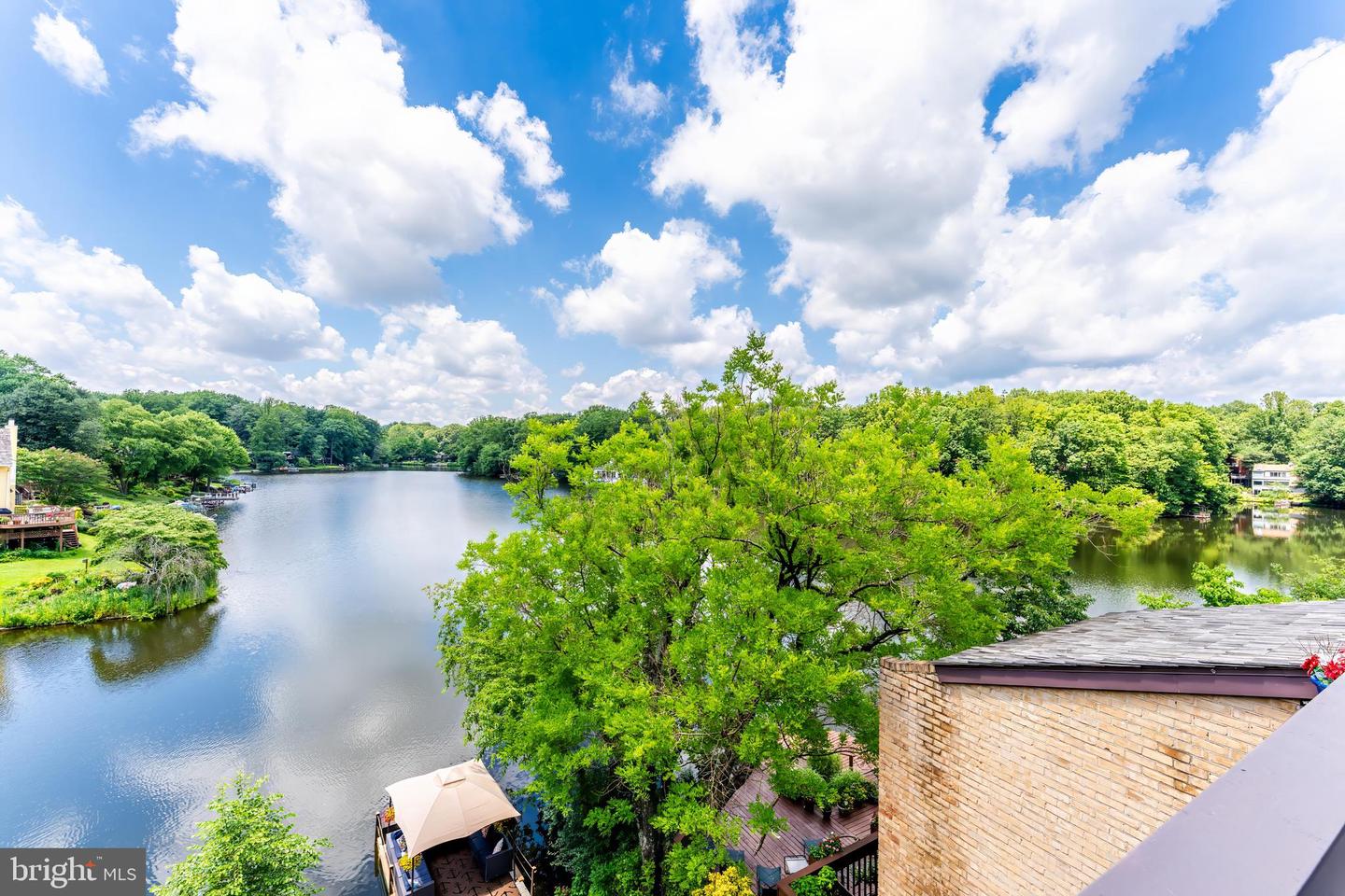2003 LAKEBREEZE WAY, RESTON, Virginia 20191, 4 Bedrooms Bedrooms, ,3 BathroomsBathrooms,Residential,For sale,2003 LAKEBREEZE WAY,VAFX2249232 MLS # VAFX2249232