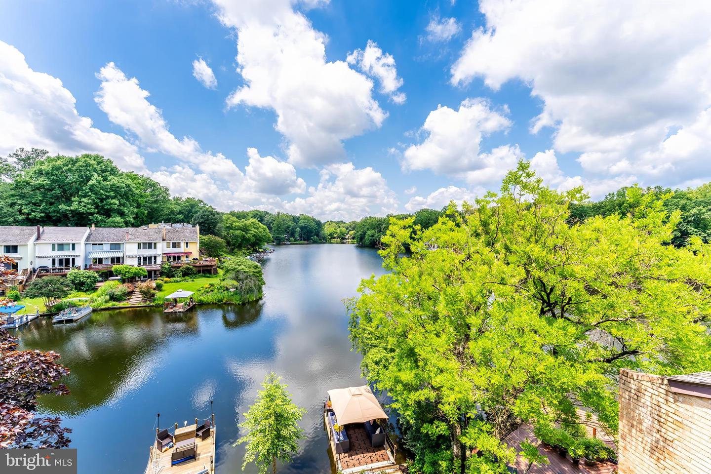 2003 LAKEBREEZE WAY, RESTON, Virginia 20191, 4 Bedrooms Bedrooms, ,3 BathroomsBathrooms,Residential,For sale,2003 LAKEBREEZE WAY,VAFX2249232 MLS # VAFX2249232