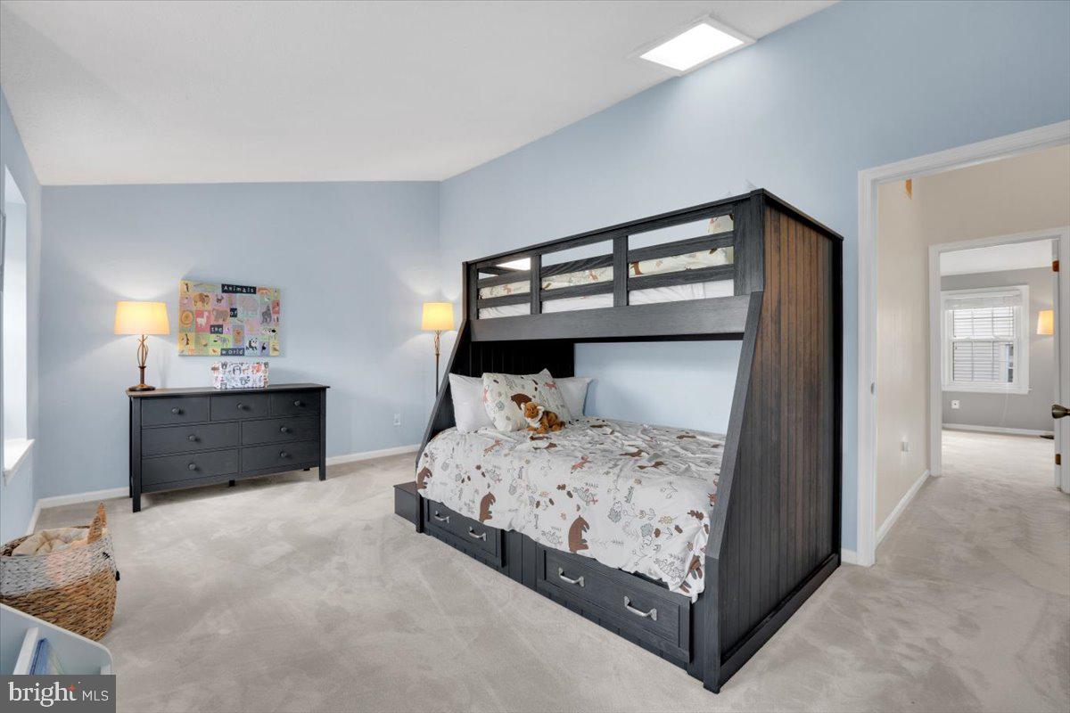 4010 DUKE ST, ALEXANDRIA, Virginia 22304, 2 Bedrooms Bedrooms, ,2 BathroomsBathrooms,Residential,For sale,4010 DUKE ST,VAAX2047118 MLS # VAAX2047118