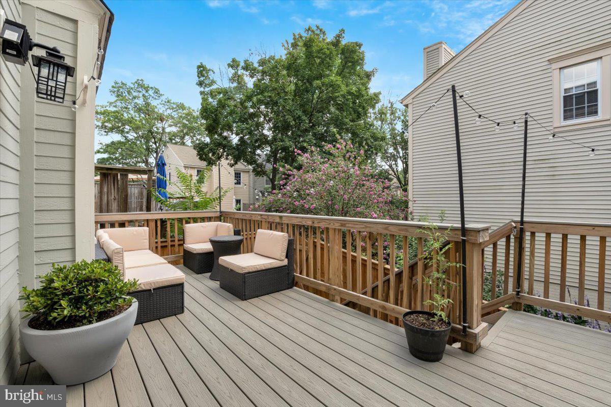 4010 DUKE ST, ALEXANDRIA, Virginia 22304, 2 Bedrooms Bedrooms, ,2 BathroomsBathrooms,Residential,For sale,4010 DUKE ST,VAAX2047118 MLS # VAAX2047118