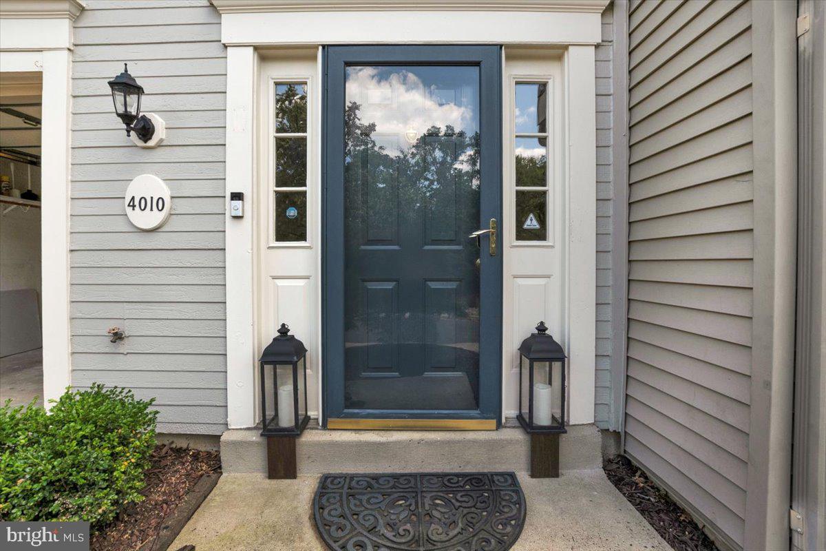 4010 DUKE ST, ALEXANDRIA, Virginia 22304, 2 Bedrooms Bedrooms, ,2 BathroomsBathrooms,Residential,For sale,4010 DUKE ST,VAAX2047118 MLS # VAAX2047118