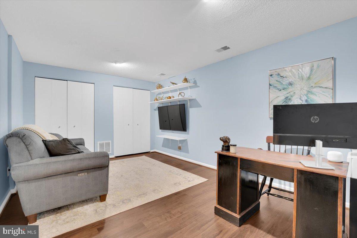 4010 DUKE ST, ALEXANDRIA, Virginia 22304, 2 Bedrooms Bedrooms, ,2 BathroomsBathrooms,Residential,For sale,4010 DUKE ST,VAAX2047118 MLS # VAAX2047118