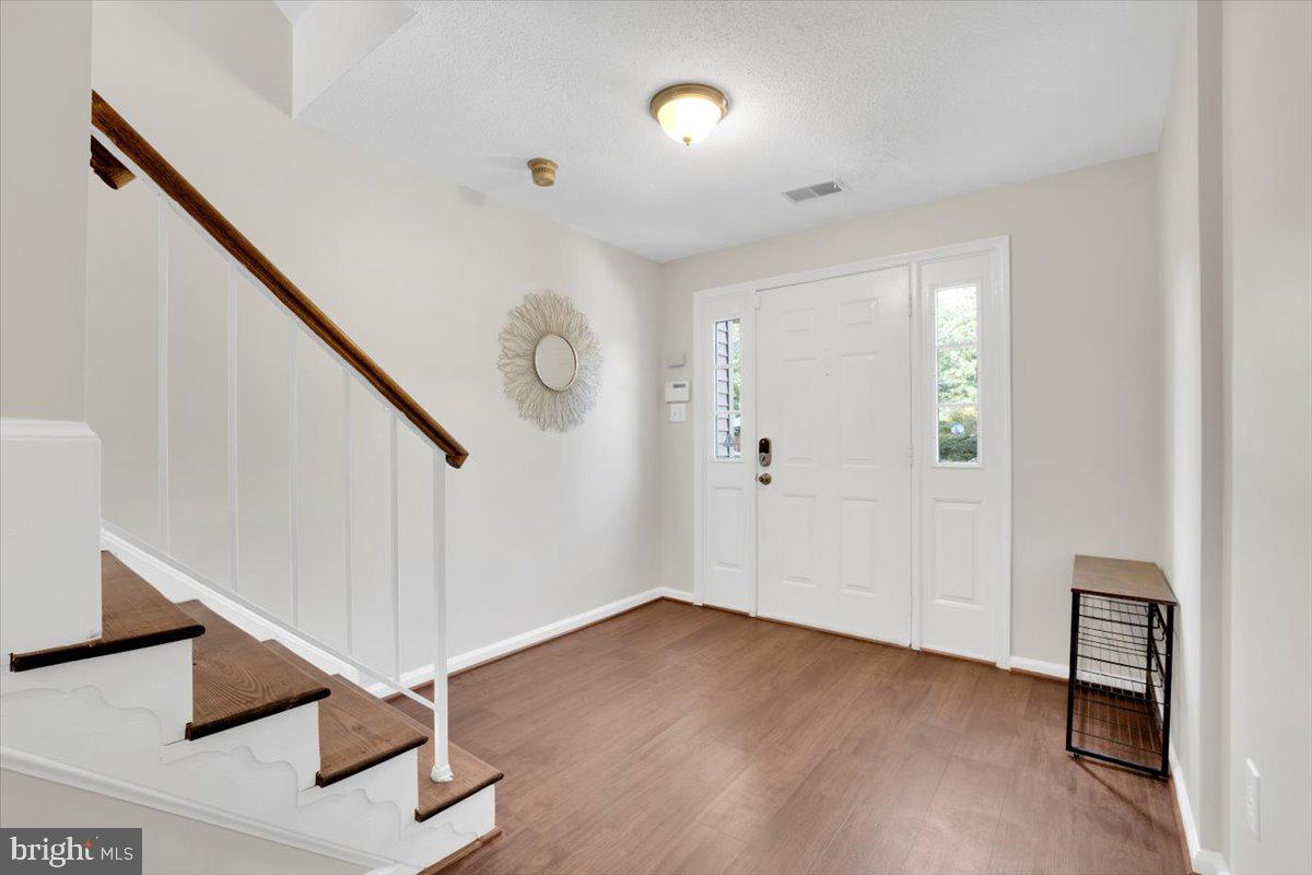 4010 DUKE ST, ALEXANDRIA, Virginia 22304, 2 Bedrooms Bedrooms, ,2 BathroomsBathrooms,Residential,For sale,4010 DUKE ST,VAAX2047118 MLS # VAAX2047118