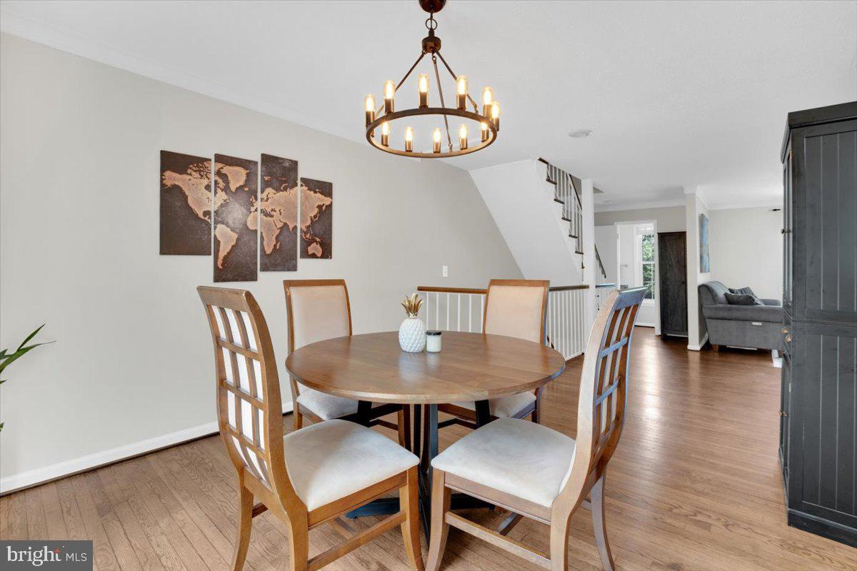 4010 DUKE ST, ALEXANDRIA, Virginia 22304, 2 Bedrooms Bedrooms, ,2 BathroomsBathrooms,Residential,For sale,4010 DUKE ST,VAAX2047118 MLS # VAAX2047118