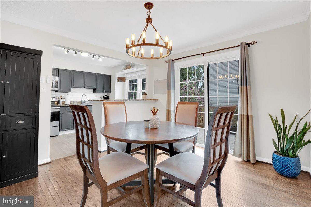4010 DUKE ST, ALEXANDRIA, Virginia 22304, 2 Bedrooms Bedrooms, ,2 BathroomsBathrooms,Residential,For sale,4010 DUKE ST,VAAX2047118 MLS # VAAX2047118
