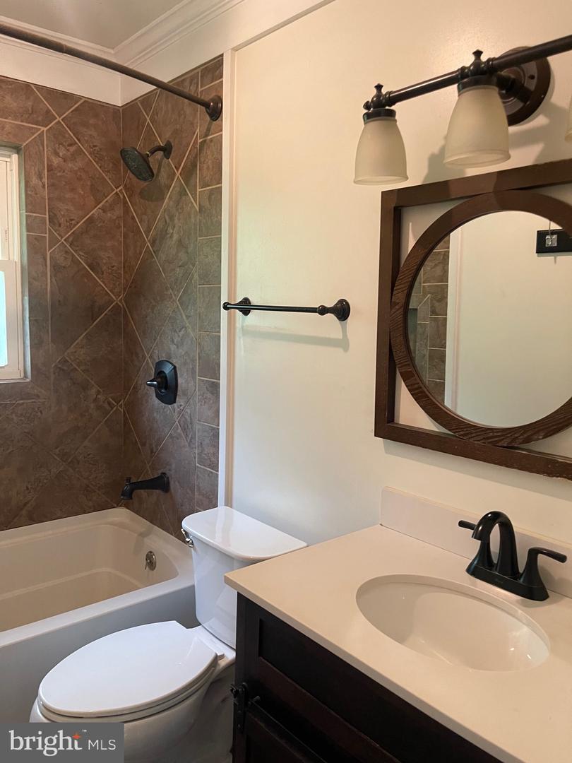 147 S ALMOND ST, ORANGE, Virginia 22960, 3 Bedrooms Bedrooms, ,2 BathroomsBathrooms,Residential,For sale,147 S ALMOND ST,VAOR2010128 MLS # VAOR2010128