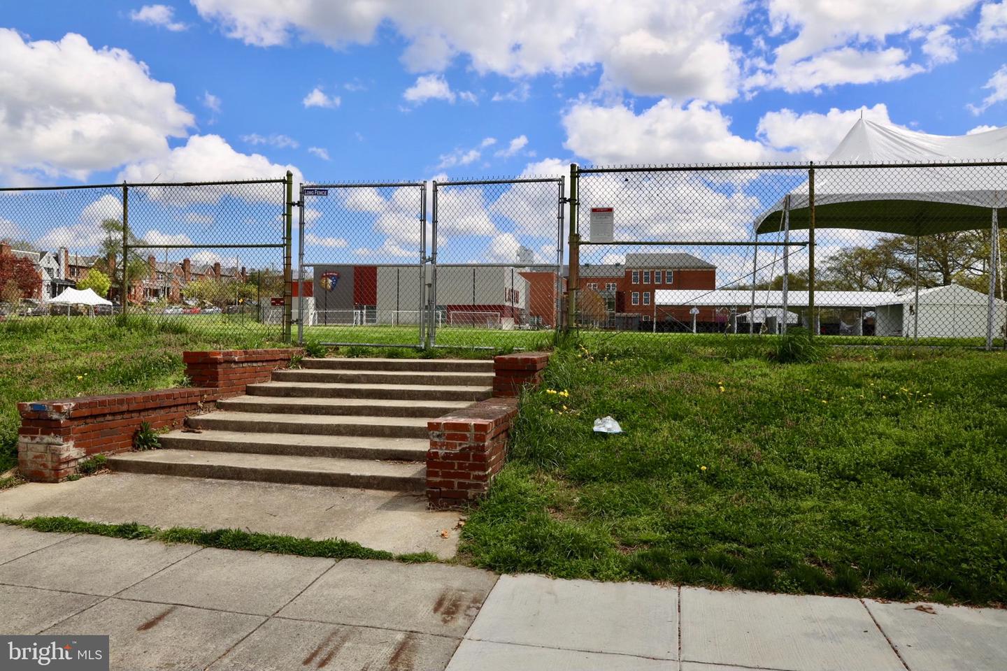 5204 3RD ST NW #3, WASHINGTON, District Of Columbia 20011, 1 Bedroom Bedrooms, ,1 BathroomBathrooms,Residential,For sale,5204 3RD ST NW #3,DCDC2209504 MLS # DCDC2209504