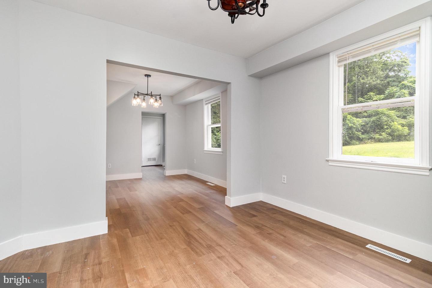 15231 HILLDALE AVE, BOWLING GREEN, Virginia 22427, 3 Bedrooms Bedrooms, ,1 BathroomBathrooms,Residential,For sale,15231 HILLDALE AVE,VACV2008478 MLS # VACV2008478