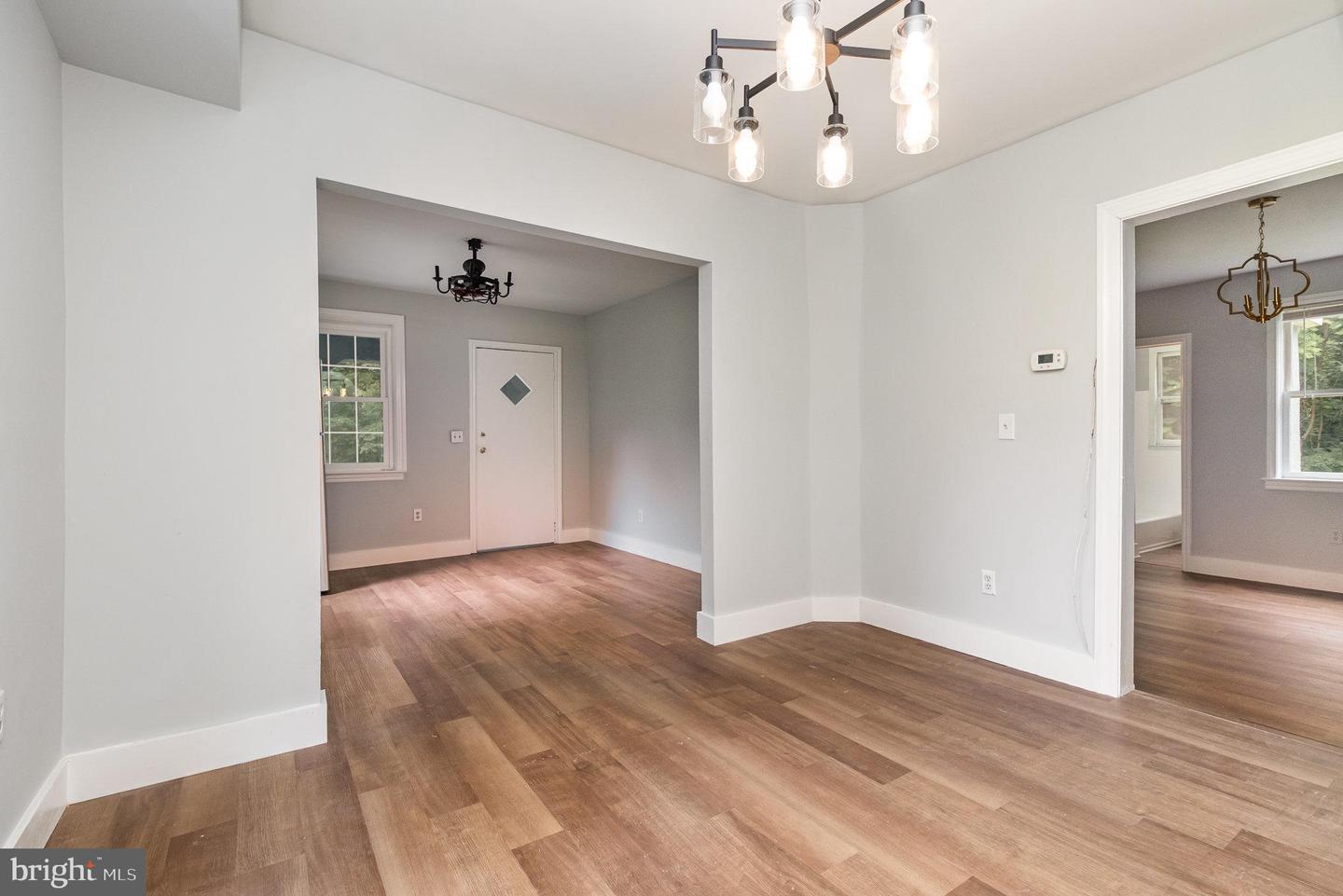 15231 HILLDALE AVE, BOWLING GREEN, Virginia 22427, 3 Bedrooms Bedrooms, ,1 BathroomBathrooms,Residential,For sale,15231 HILLDALE AVE,VACV2008478 MLS # VACV2008478