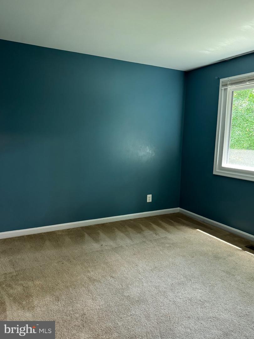 800 DUNLAP ST, FREDERICKSBURG, Virginia 22407, 3 Bedrooms Bedrooms, ,2 BathroomsBathrooms,Residential,For sale,800 DUNLAP ST,VASP2034578 MLS # VASP2034578