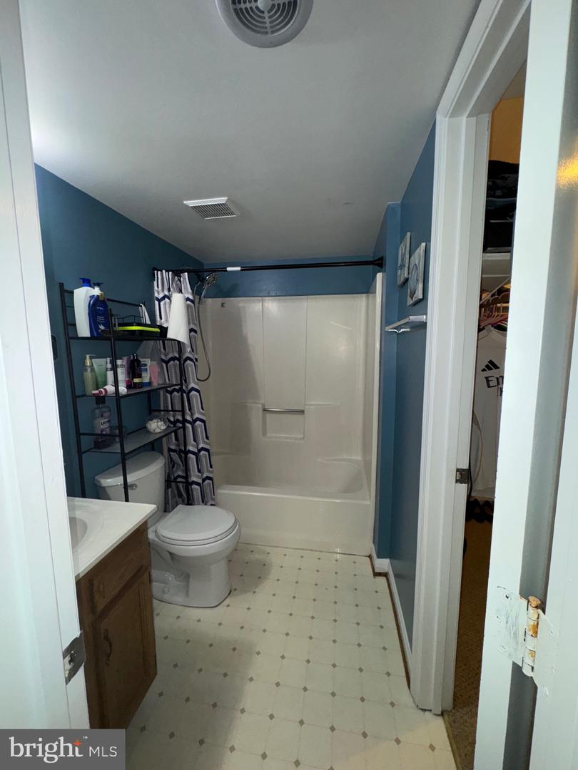 800 DUNLAP ST, FREDERICKSBURG, Virginia 22407, 3 Bedrooms Bedrooms, ,2 BathroomsBathrooms,Residential,For sale,800 DUNLAP ST,VASP2034578 MLS # VASP2034578