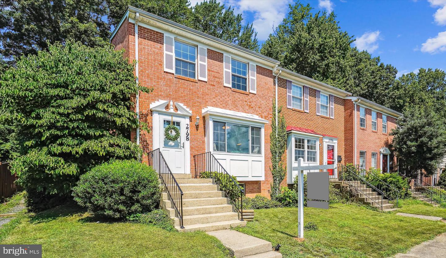 2798 HYSON LN, FALLS CHURCH, Virginia 22043, 3 Bedrooms Bedrooms, ,2 BathroomsBathrooms,Residential,For sale,2798 HYSON LN,VAFX2230138 MLS # VAFX2230138