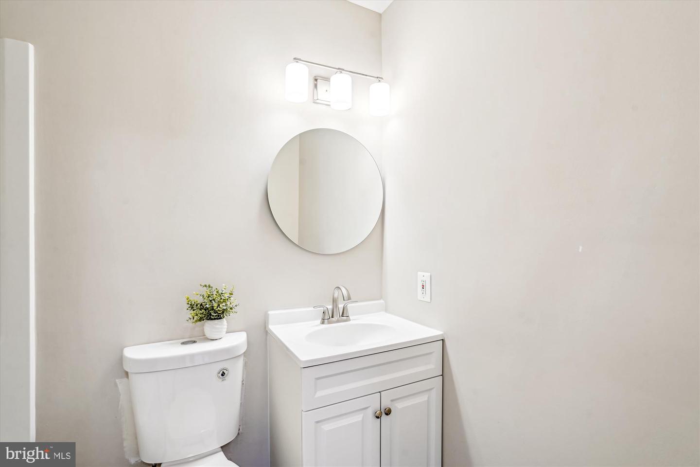 2798 HYSON LN, FALLS CHURCH, Virginia 22043, 3 Bedrooms Bedrooms, ,2 BathroomsBathrooms,Residential,For sale,2798 HYSON LN,VAFX2230138 MLS # VAFX2230138