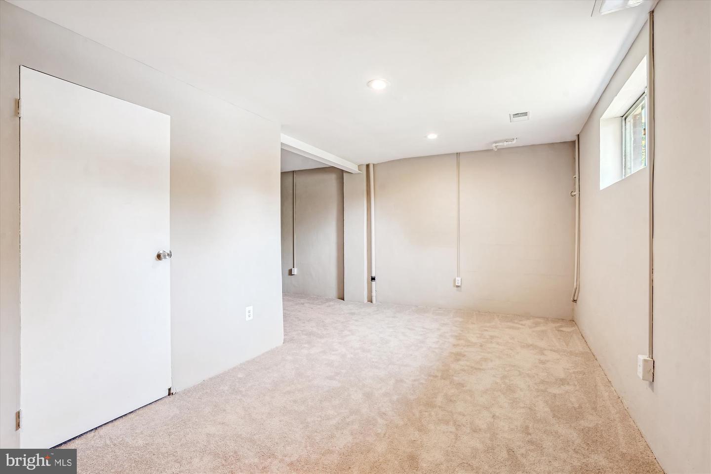 2798 HYSON LN, FALLS CHURCH, Virginia 22043, 3 Bedrooms Bedrooms, ,2 BathroomsBathrooms,Residential,For sale,2798 HYSON LN,VAFX2230138 MLS # VAFX2230138
