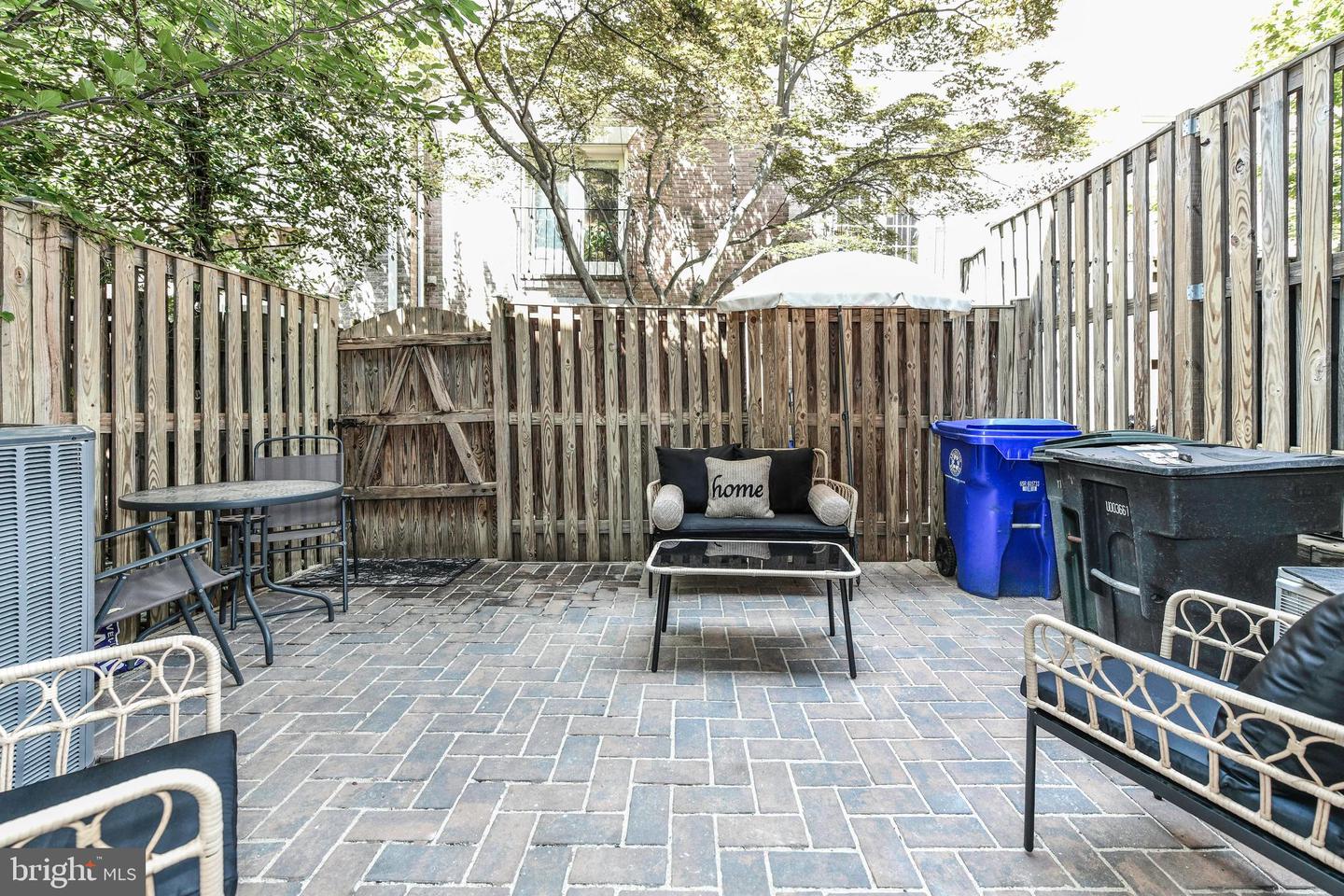 1186 N UTAH ST, ARLINGTON, Virginia 22201, 4 Bedrooms Bedrooms, ,4 BathroomsBathrooms,Residential,For sale,1186 N UTAH ST,VAAR2056006 MLS # VAAR2056006