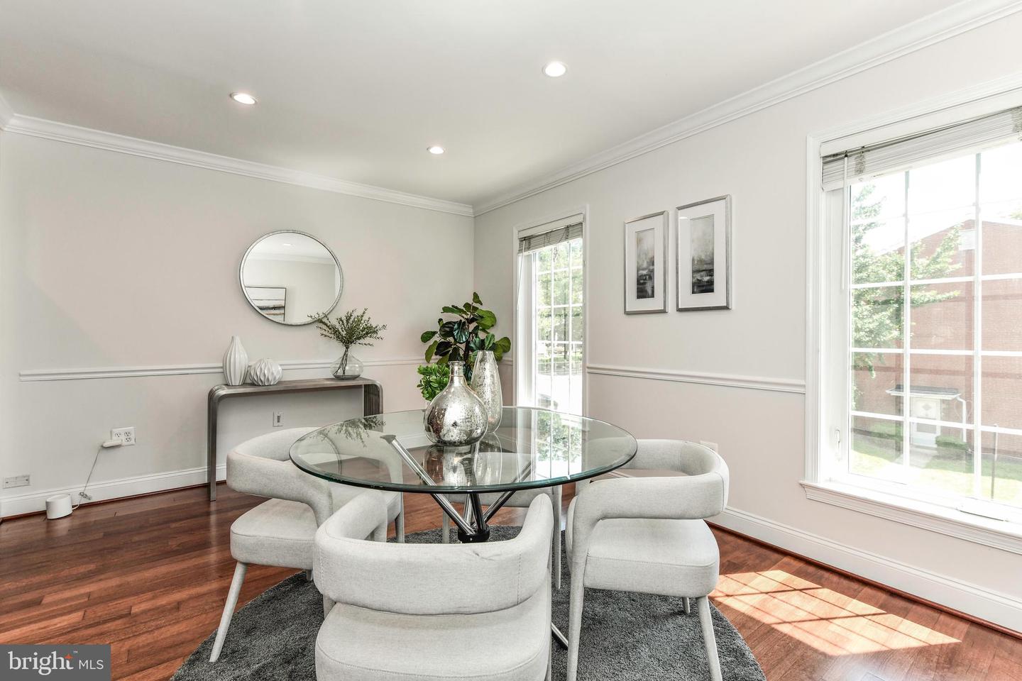 1186 N UTAH ST, ARLINGTON, Virginia 22201, 4 Bedrooms Bedrooms, ,4 BathroomsBathrooms,Residential,For sale,1186 N UTAH ST,VAAR2056006 MLS # VAAR2056006