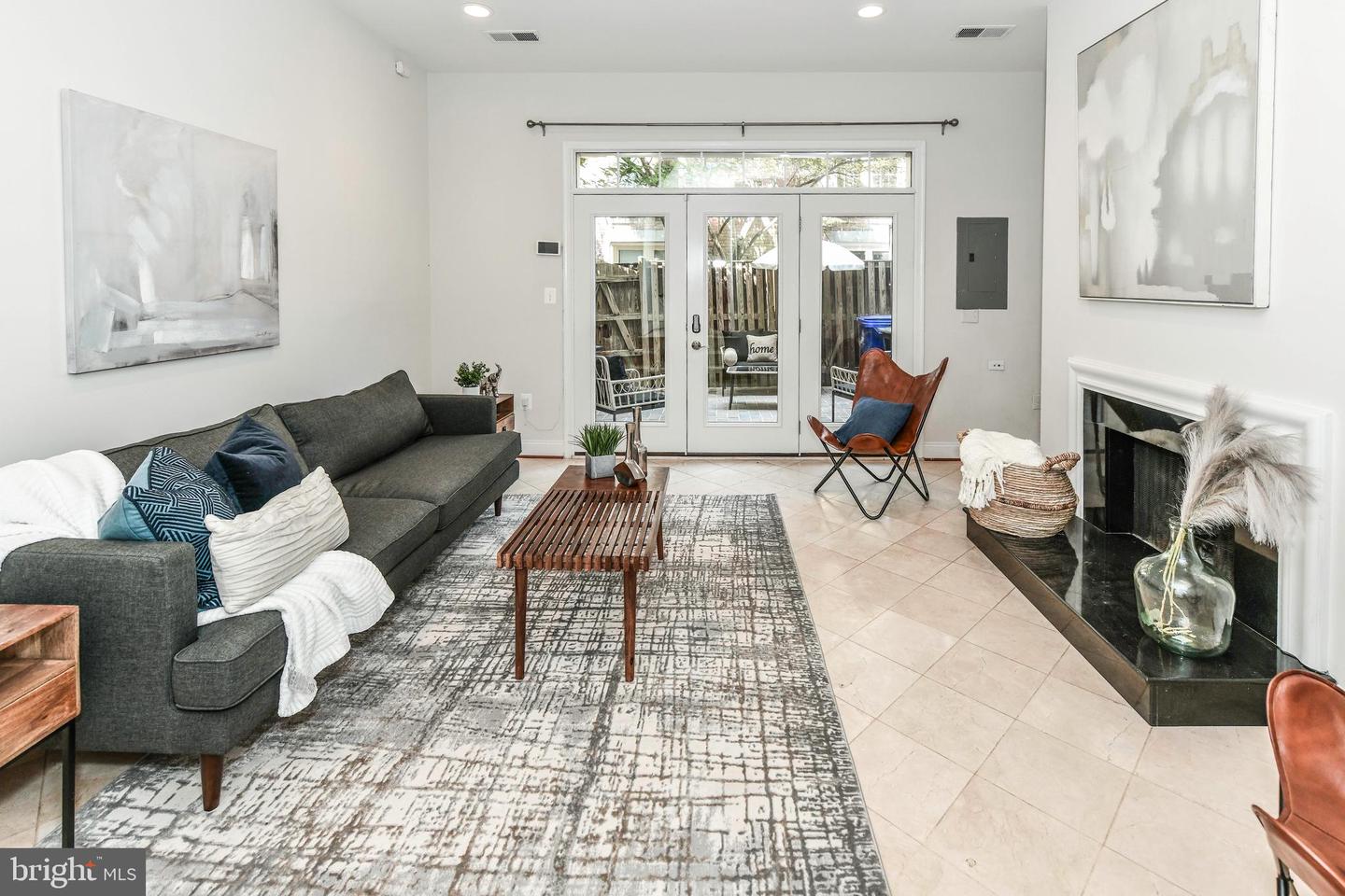 1186 N UTAH ST, ARLINGTON, Virginia 22201, 4 Bedrooms Bedrooms, ,4 BathroomsBathrooms,Residential,For sale,1186 N UTAH ST,VAAR2056006 MLS # VAAR2056006