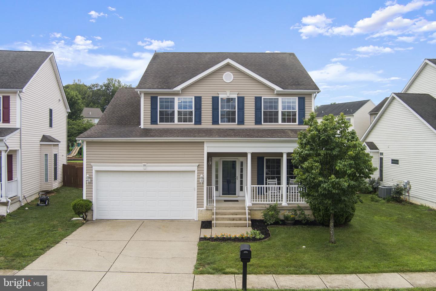 10 EVERGLADES LN, STAFFORD, Virginia 22554, 4 Bedrooms Bedrooms, ,2 BathroomsBathrooms,Residential,For sale,10 EVERGLADES LN,VAST2039232 MLS # VAST2039232