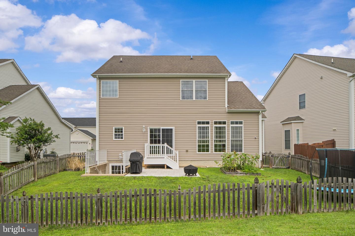 10 EVERGLADES LN, STAFFORD, Virginia 22554, 4 Bedrooms Bedrooms, ,2 BathroomsBathrooms,Residential,For sale,10 EVERGLADES LN,VAST2039232 MLS # VAST2039232
