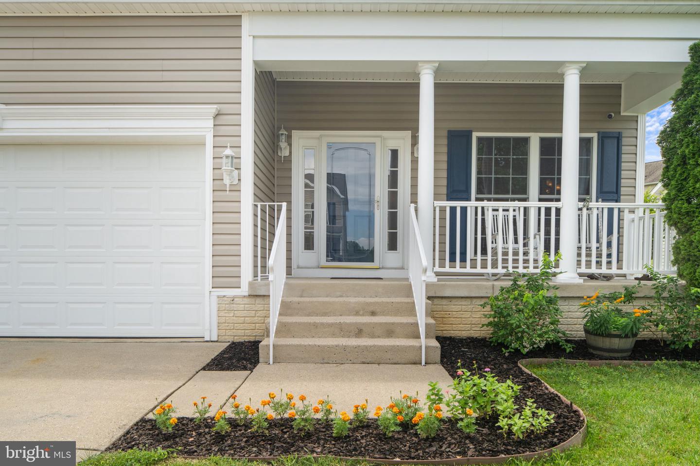 10 EVERGLADES LN, STAFFORD, Virginia 22554, 4 Bedrooms Bedrooms, ,2 BathroomsBathrooms,Residential,For sale,10 EVERGLADES LN,VAST2039232 MLS # VAST2039232
