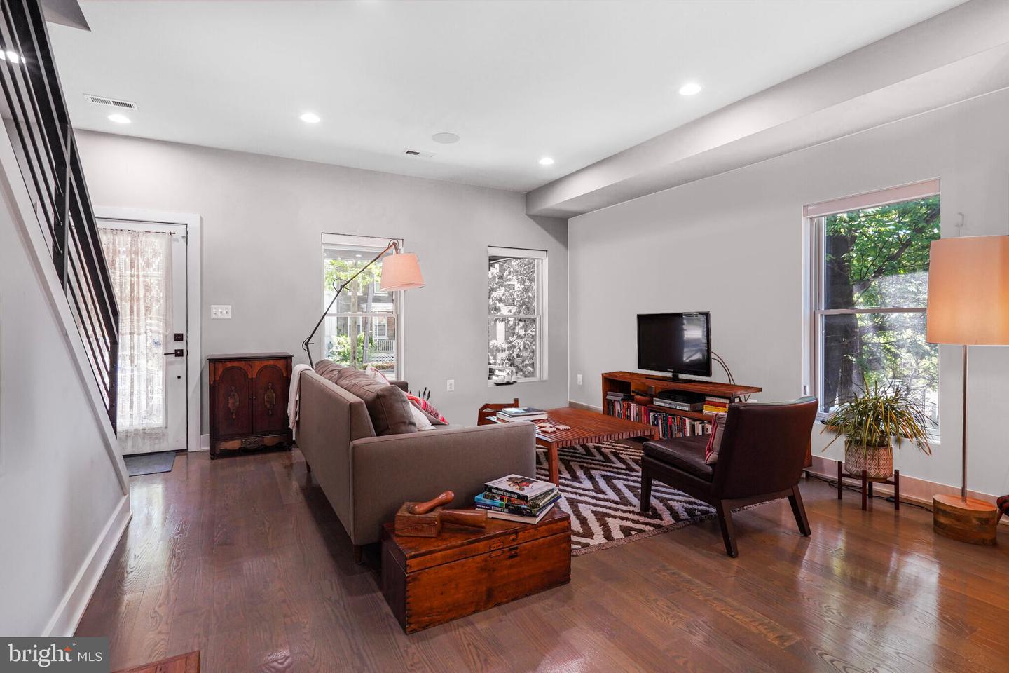 317 TAYLOR ST NW, WASHINGTON, District Of Columbia 20011, 5 Bedrooms Bedrooms, ,3 BathroomsBathrooms,Residential,For sale,317 TAYLOR ST NW,DCDC2202842 MLS # DCDC2202842