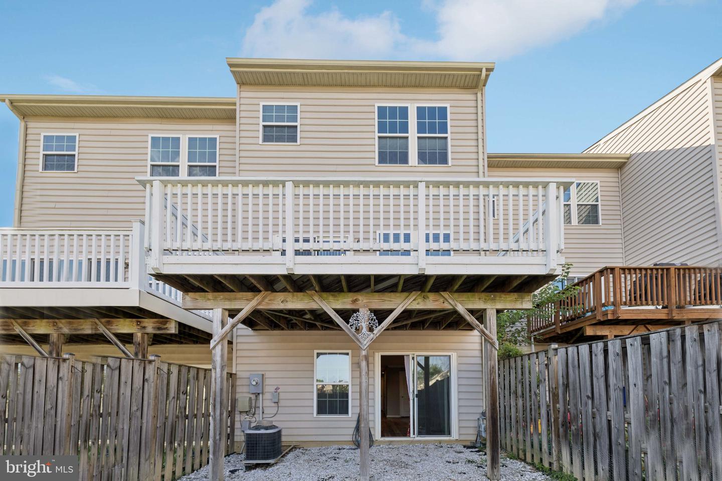 3103 ALLIANCE CT, FREDERICKSBURG, Virginia 22408, 3 Bedrooms Bedrooms, ,2 BathroomsBathrooms,Residential,For sale,3103 ALLIANCE CT,VASP2033802 MLS # VASP2033802