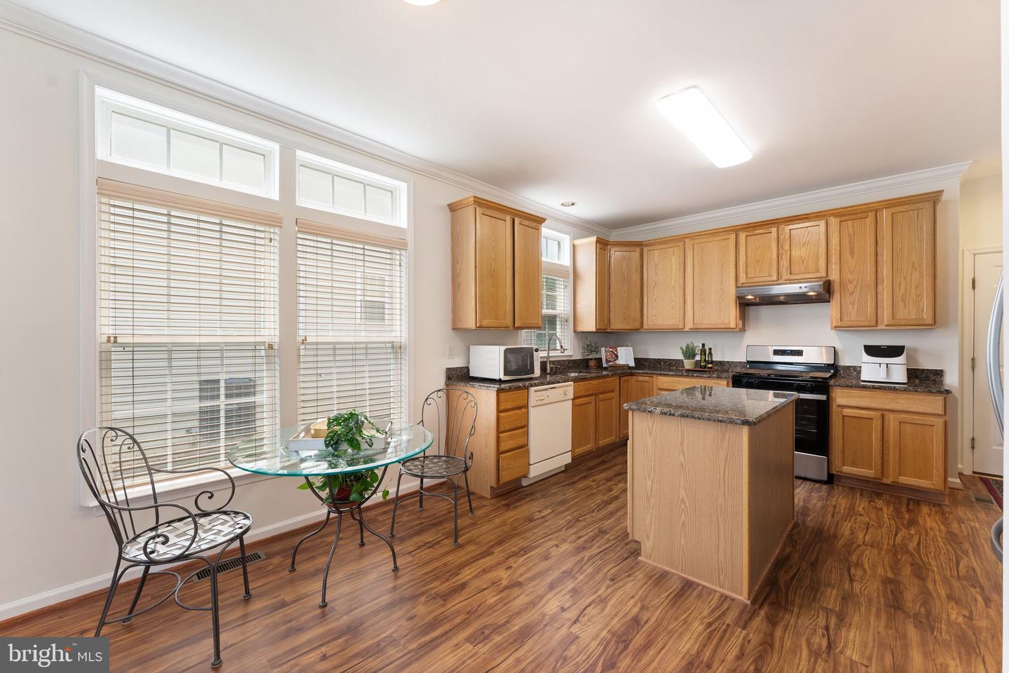 14712 LINKS POND CIR, GAINESVILLE, Virginia 20155, 4 Bedrooms Bedrooms, ,3 BathroomsBathrooms,Residential,For sale,14712 LINKS POND CIR,VAPW2096666 MLS # VAPW2096666