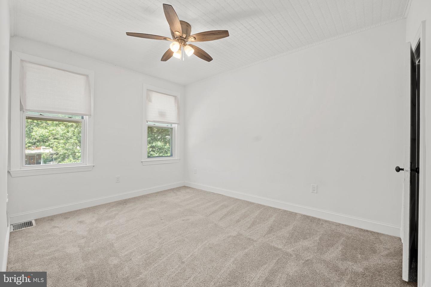 2419 NORTH CAPITOL ST NE, WASHINGTON, District Of Columbia 20002, 3 Bedrooms Bedrooms, ,2 BathroomsBathrooms,Residential,For sale,2419 NORTH CAPITOL ST NE,DCDC2205778 MLS # DCDC2205778