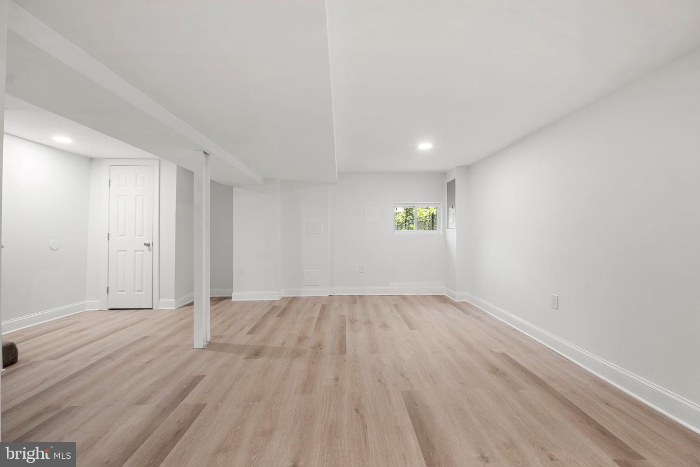 2419 NORTH CAPITOL ST NE, WASHINGTON, District Of Columbia 20002, 3 Bedrooms Bedrooms, ,2 BathroomsBathrooms,Residential,For sale,2419 NORTH CAPITOL ST NE,DCDC2205778 MLS # DCDC2205778