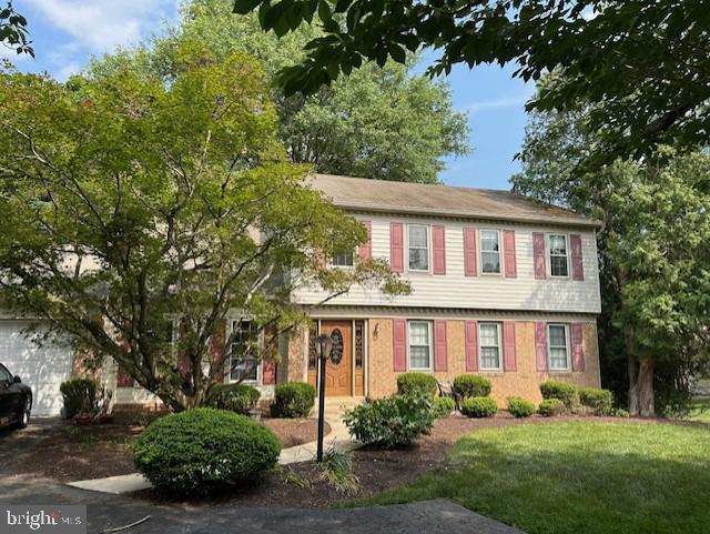 2711 CLARKES LANDING DR, OAKTON, Virginia 22124, 5 Bedrooms Bedrooms, 12 Rooms Rooms,2 BathroomsBathrooms,Residential,For sale,2711 CLARKES LANDING DR,VAFX2247576 MLS # VAFX2247576