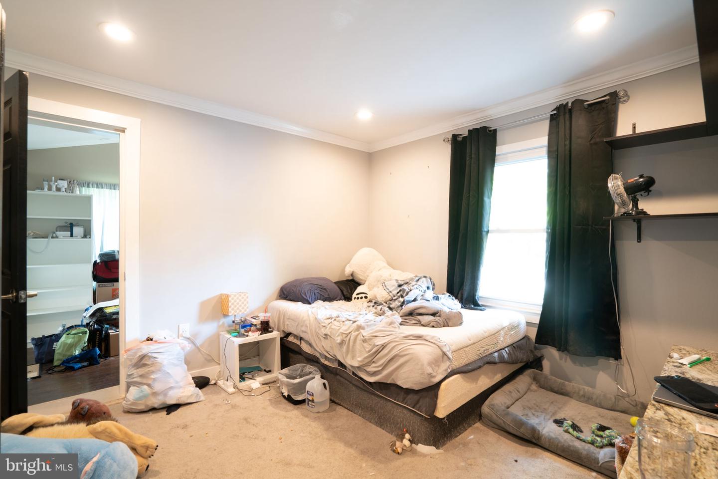1114 S DICKENSON AVE, STERLING, Virginia 20164, 3 Bedrooms Bedrooms, 7 Rooms Rooms,2 BathroomsBathrooms,Residential,For sale,1114 S DICKENSON AVE,VALO2099740 MLS # VALO2099740