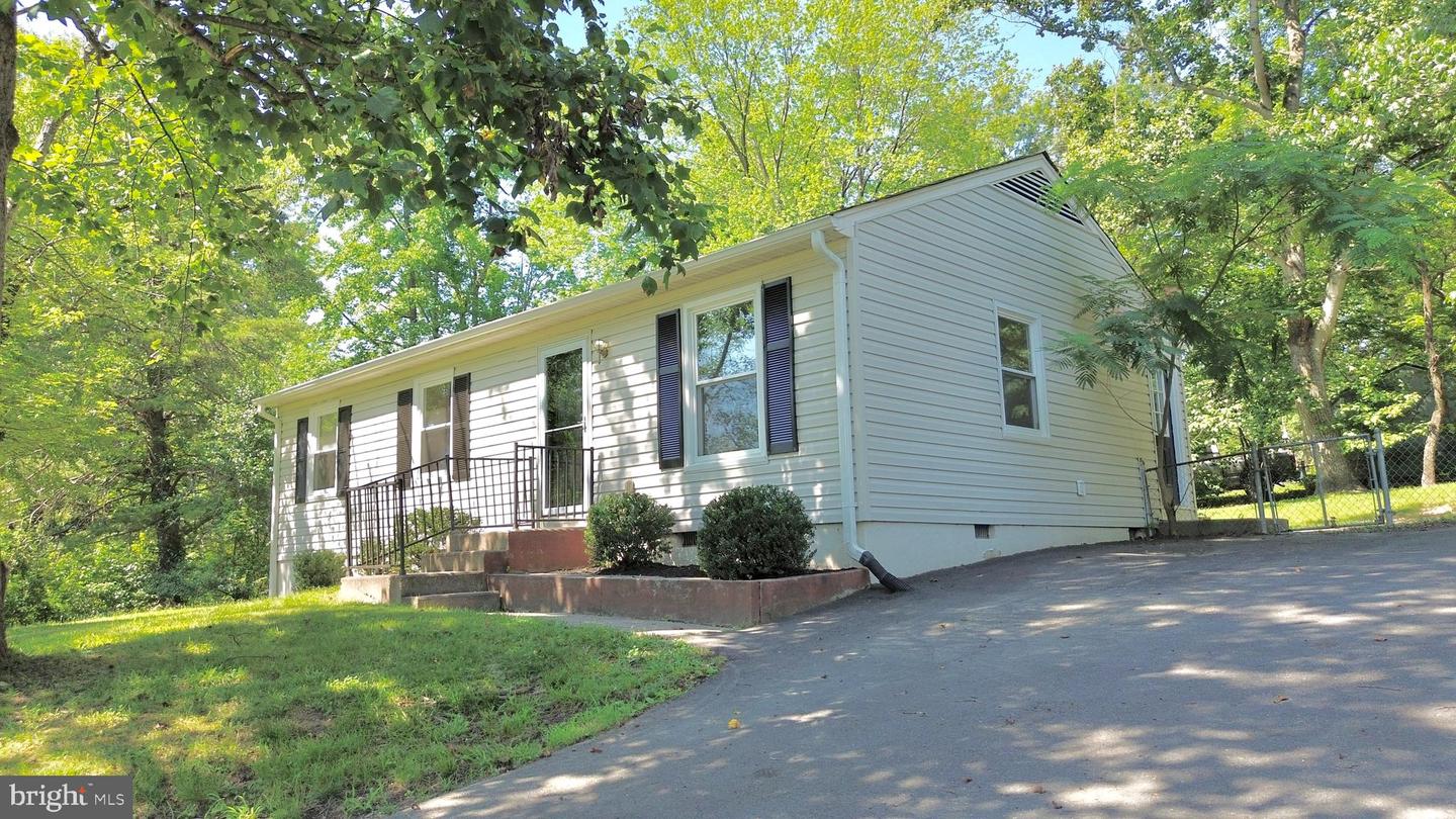 405 CLEVELAND CT, FREDERICKSBURG, Virginia 22407, 3 Bedrooms Bedrooms, ,1 BathroomBathrooms,Residential,For sale,405 CLEVELAND CT,VASP2034000 MLS # VASP2034000