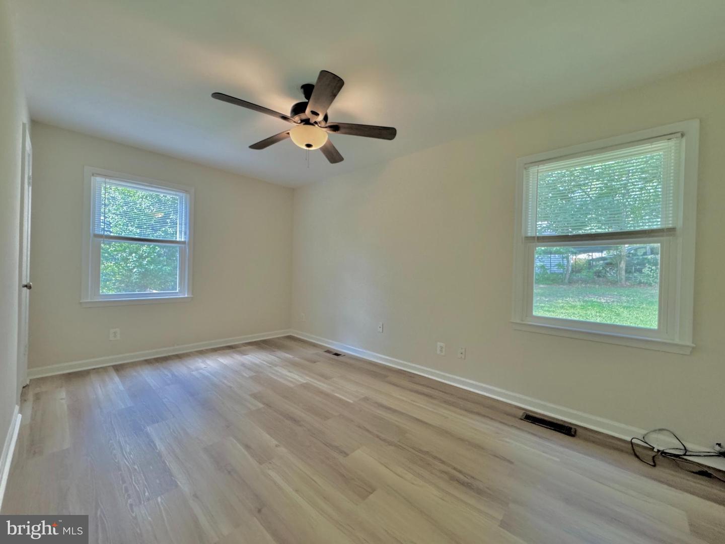 405 CLEVELAND CT, FREDERICKSBURG, Virginia 22407, 3 Bedrooms Bedrooms, ,1 BathroomBathrooms,Residential,For sale,405 CLEVELAND CT,VASP2034000 MLS # VASP2034000