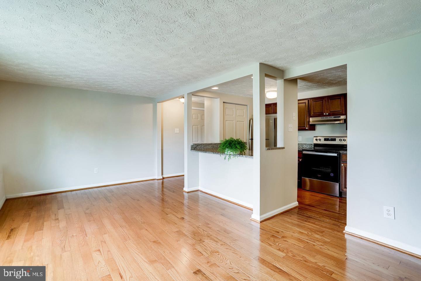 8385-H BROCKHAM DR #H, ALEXANDRIA, Virginia 22309, 2 Bedrooms Bedrooms, ,2 BathroomsBathrooms,Residential,For sale,8385-H BROCKHAM DR #H,VAFX2248398 MLS # VAFX2248398