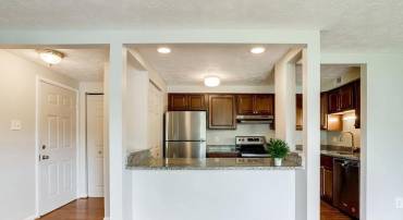 8385-H BROCKHAM DR #H, ALEXANDRIA, Virginia 22309, 2 Bedrooms Bedrooms, ,2 BathroomsBathrooms,Residential,For sale,8385-H BROCKHAM DR #H,VAFX2248398 MLS # VAFX2248398