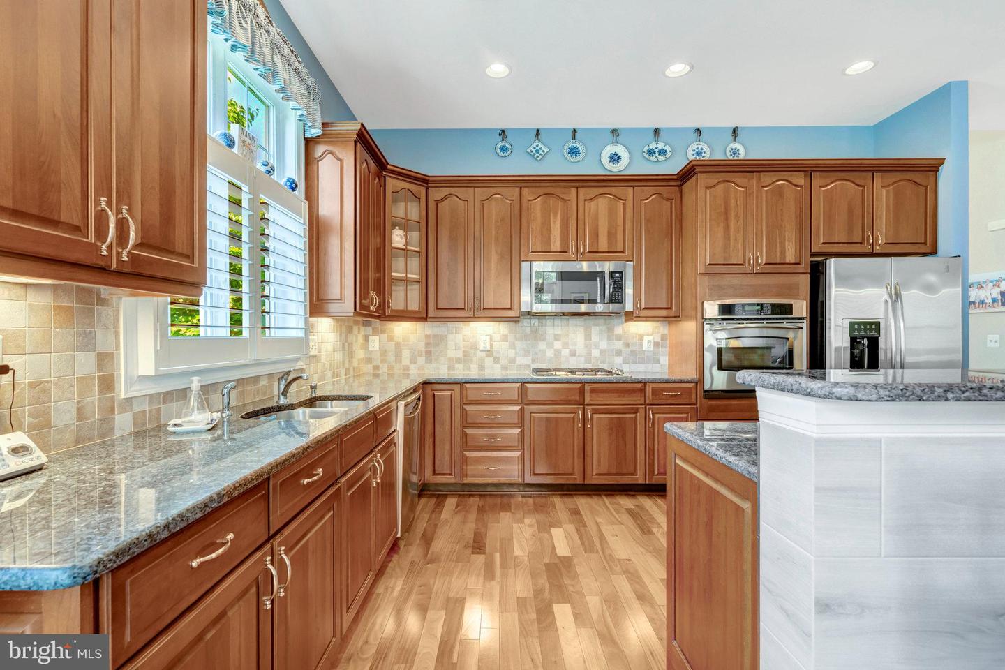 5230 CANYON CREEK WAY, HAYMARKET, Virginia 20169, 3 Bedrooms Bedrooms, ,3 BathroomsBathrooms,Residential,For sale,5230 CANYON CREEK WAY,VAPW2097652 MLS # VAPW2097652