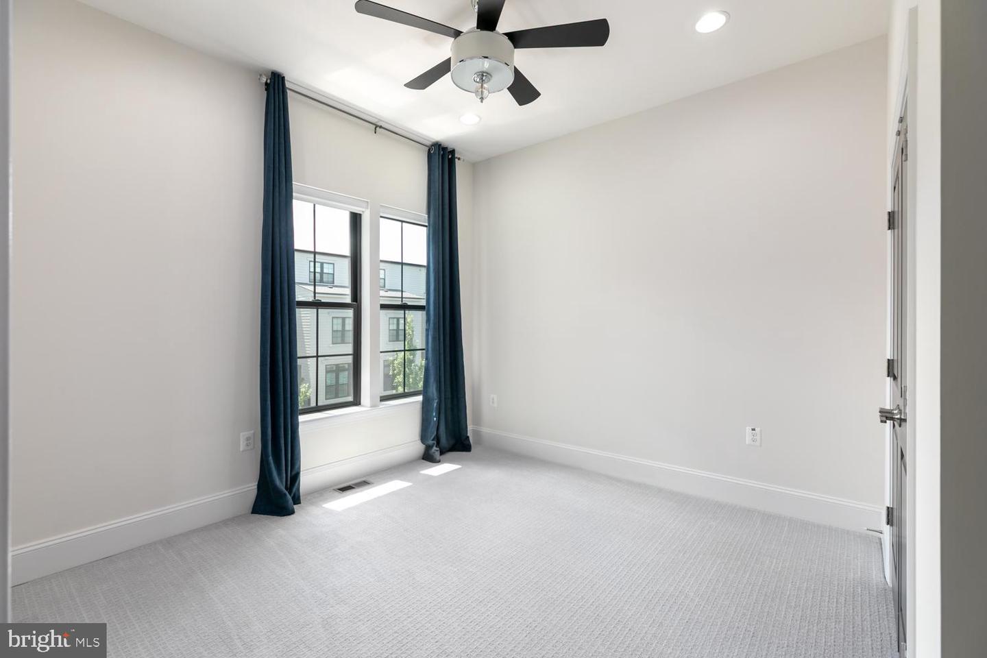 44667 PROVINCETOWN DR, ASHBURN, Virginia 20147, 5 Bedrooms Bedrooms, ,4 BathroomsBathrooms,Residential,For sale,44667 PROVINCETOWN DR,VALO2100304 MLS # VALO2100304