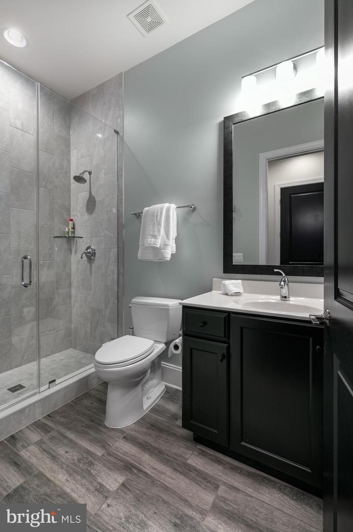 44667 PROVINCETOWN DR, ASHBURN, Virginia 20147, 5 Bedrooms Bedrooms, ,4 BathroomsBathrooms,Residential,For sale,44667 PROVINCETOWN DR,VALO2100304 MLS # VALO2100304