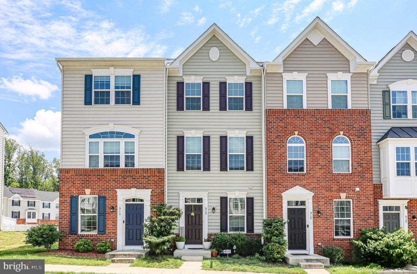 515 ROLLING VALLEY DR, FREDERICKSBURG, Virginia 22405, 3 Bedrooms Bedrooms, ,3 BathroomsBathrooms,Residential,For sale,515 ROLLING VALLEY DR,VAST2040194 MLS # VAST2040194